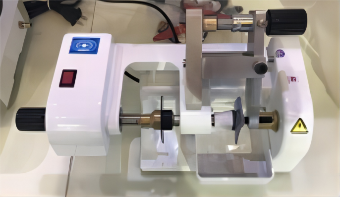 HY-4 Lens Cutter
